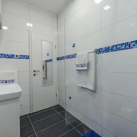 Marmar Apartment *