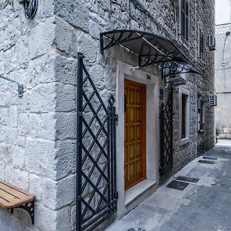 Marmar Apartment *